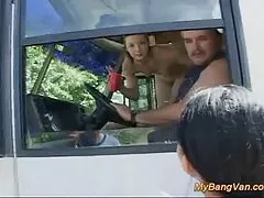ונסה ווהן, הופיעה לראשונה עבור טוראי בשלישייה סרטי סקס צפיה ישירה עם בל קלייר
