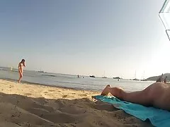 החשפנית סרטי סקס מלאים חינם סיינה דיי מזיין את טכנאי האור על הבמה