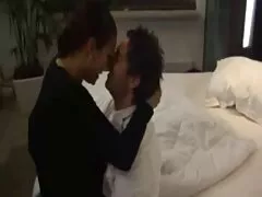 הילדה הרעה שרה ג'יי מזדיינת ברצפה עם התחת הגדול שלה סרטי סקס לצפיה חינם